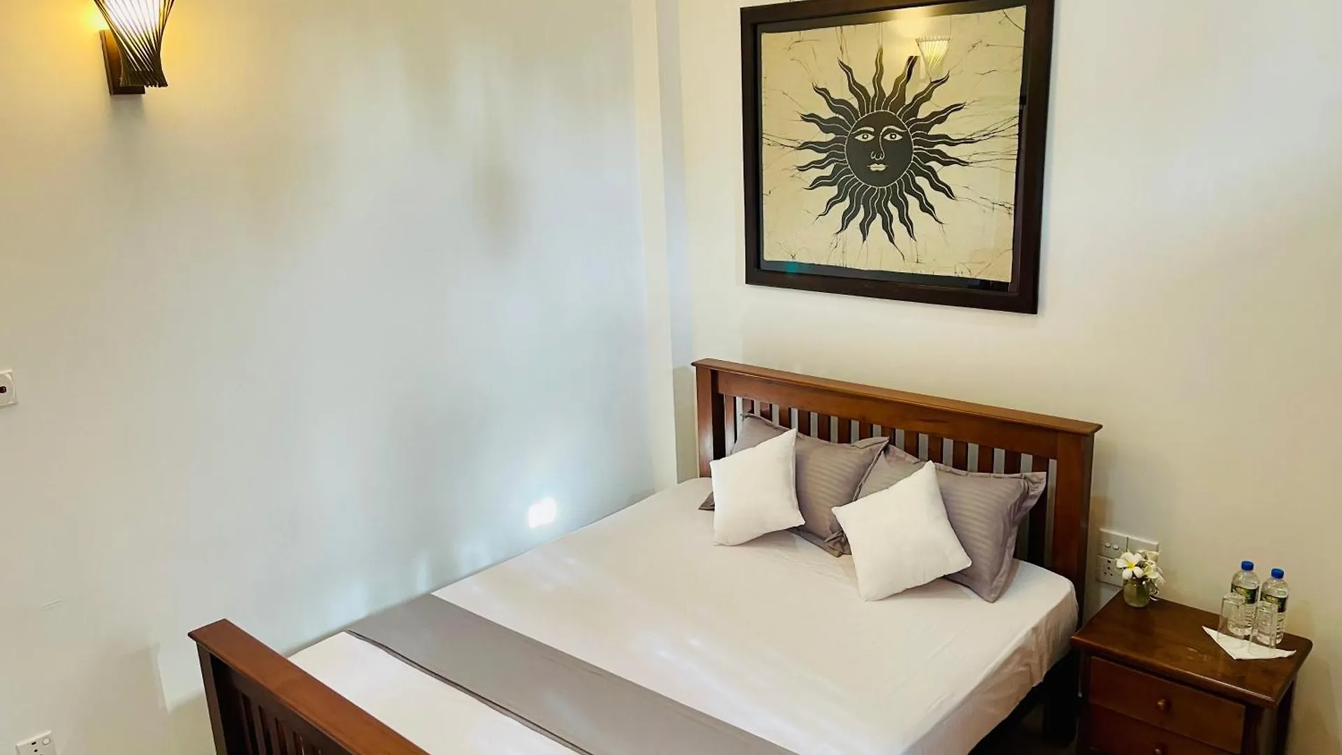 Sand & Surf Guest House Негомбо 0*,  Шри-Ланка