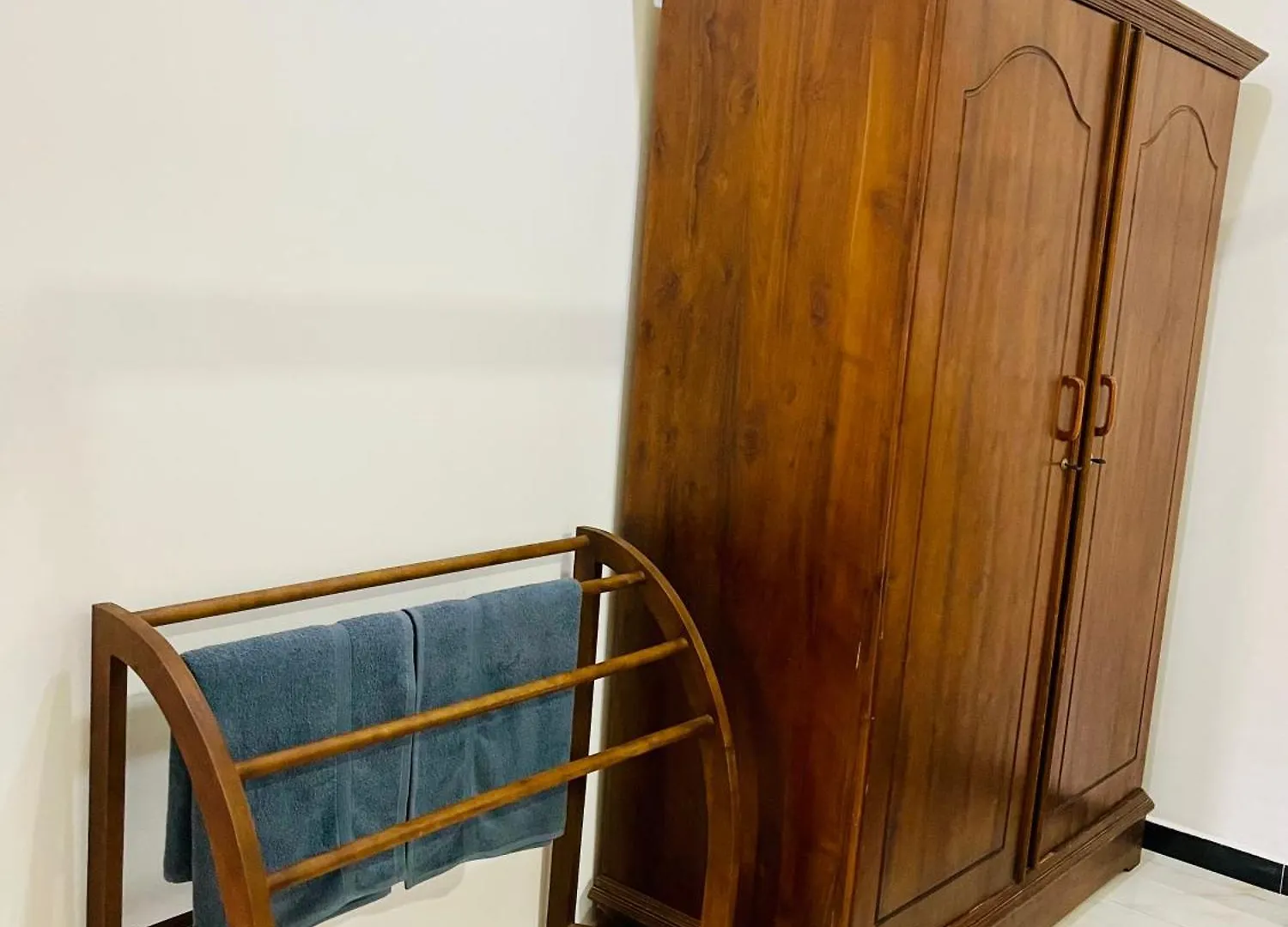 Sand & Surf Guest House Негомбо 0*,