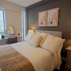 Madison House , Galway Ierland